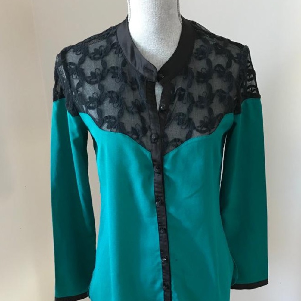 Nick & Mo Blouse